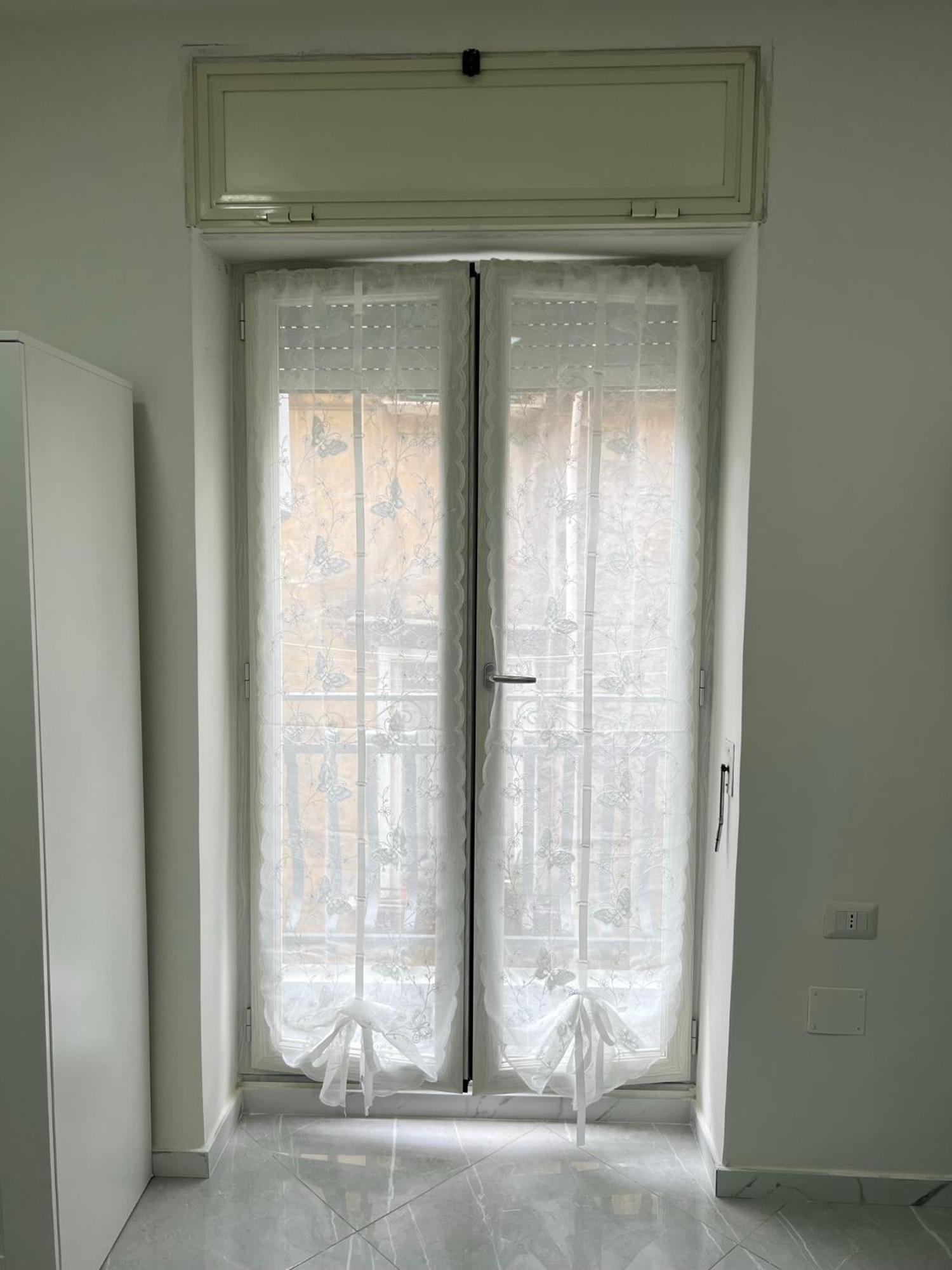Bro And Sis House Apartment Наполи Екстериор снимка