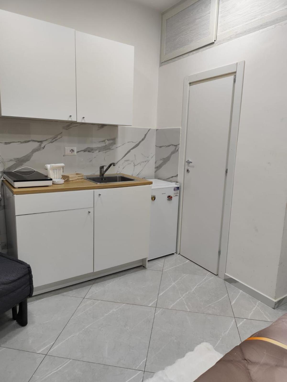 Bro And Sis House Apartment Наполи Екстериор снимка